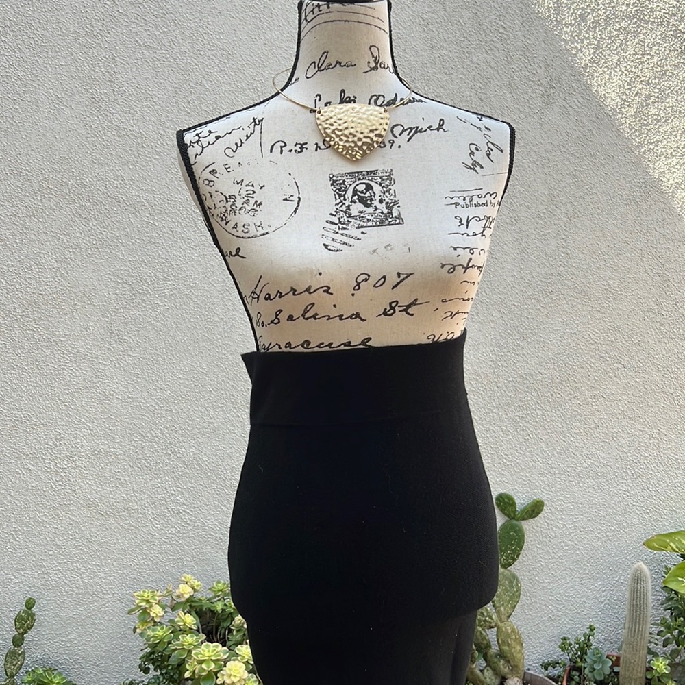 Stretch Pencil Skirt